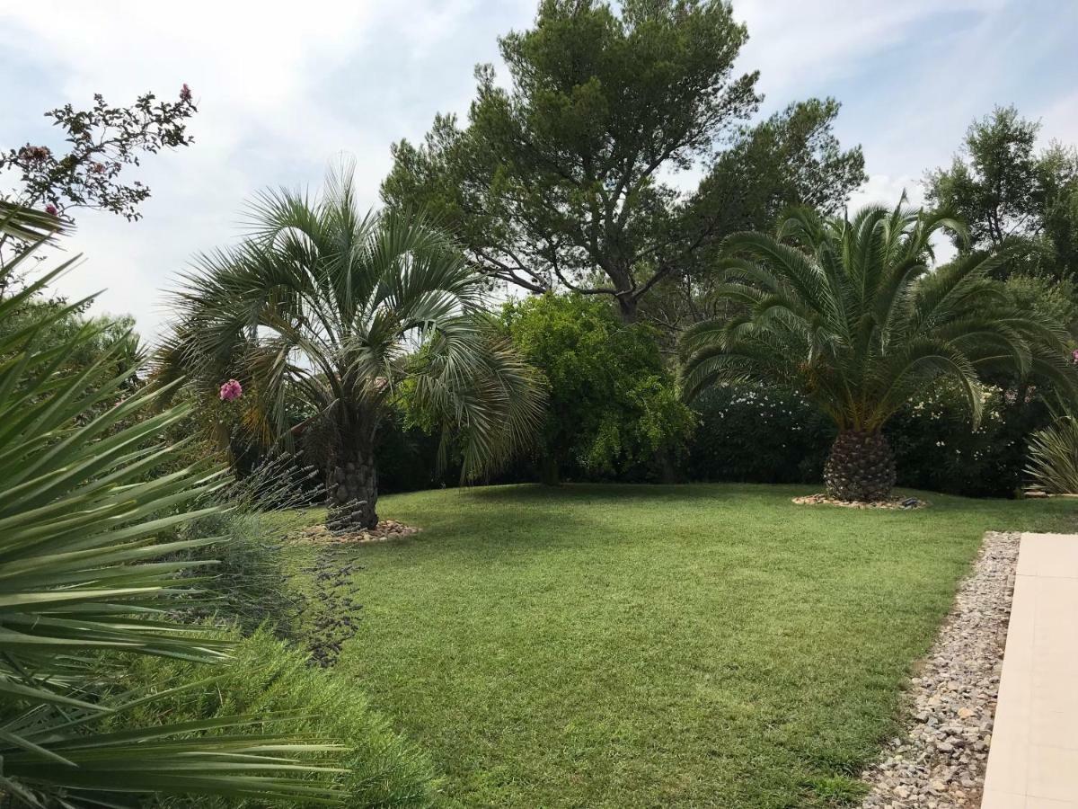 Belle Villa Dans Clos Prive - Saint Raphael Boulouris Exterior photo